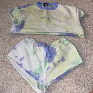 Matching tie dye set